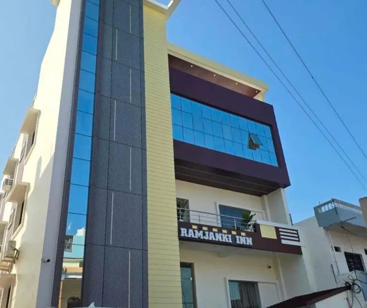 Hotel O by OYO Ram Janki Palace - Image 1