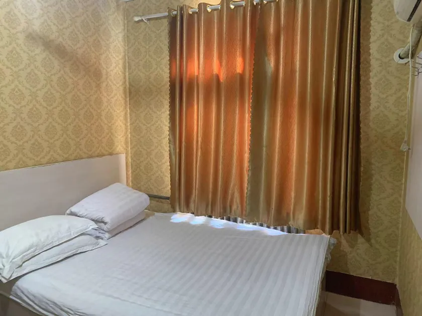 Dongsheng Business Hotel - Image 1