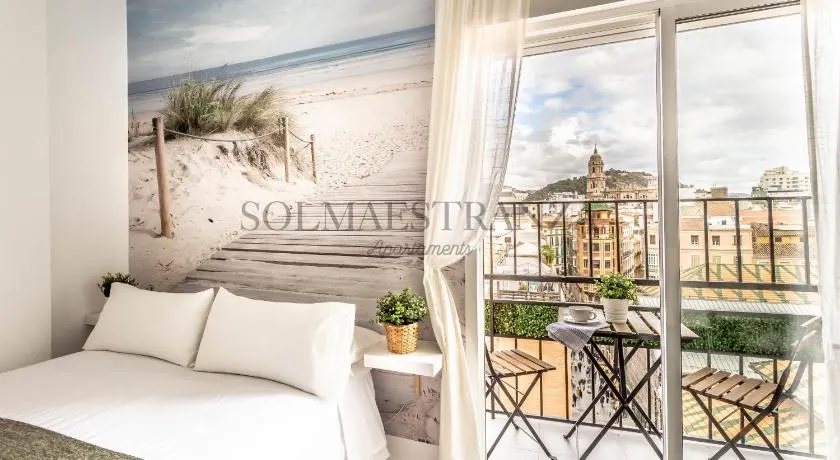 Atarazanas Apartment by Sol Maestranza - Image 1