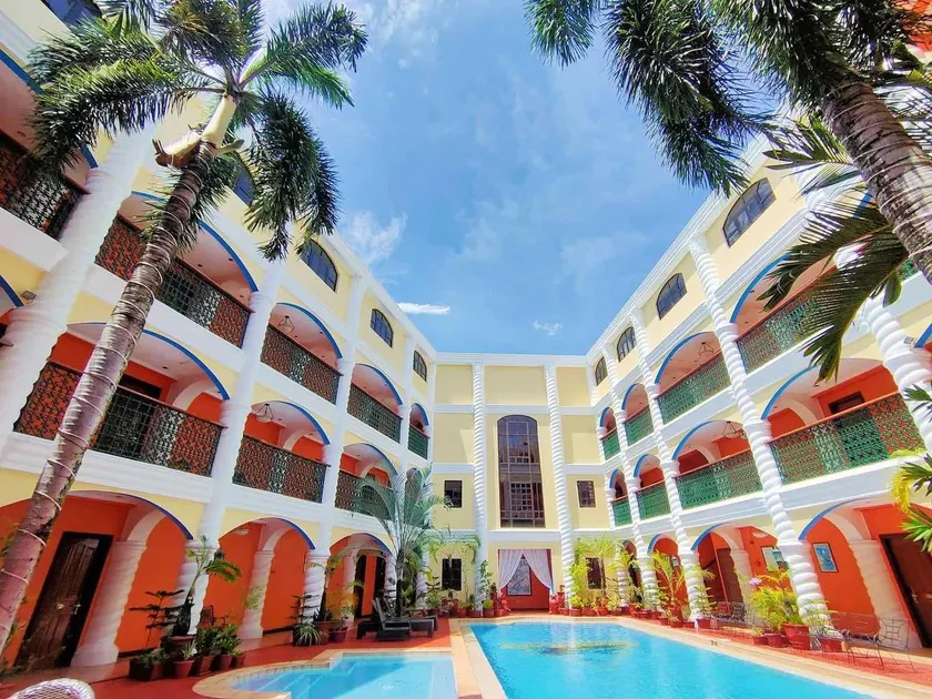 Marco Vincent Dive Resort - Image 1