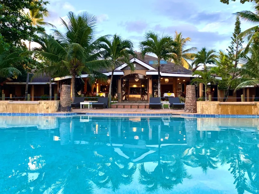Anda White Beach Resort - Image 1