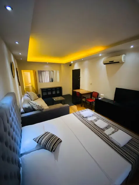 APARTMENT WİTH JACUZZİ İN İZMİR - Image 1