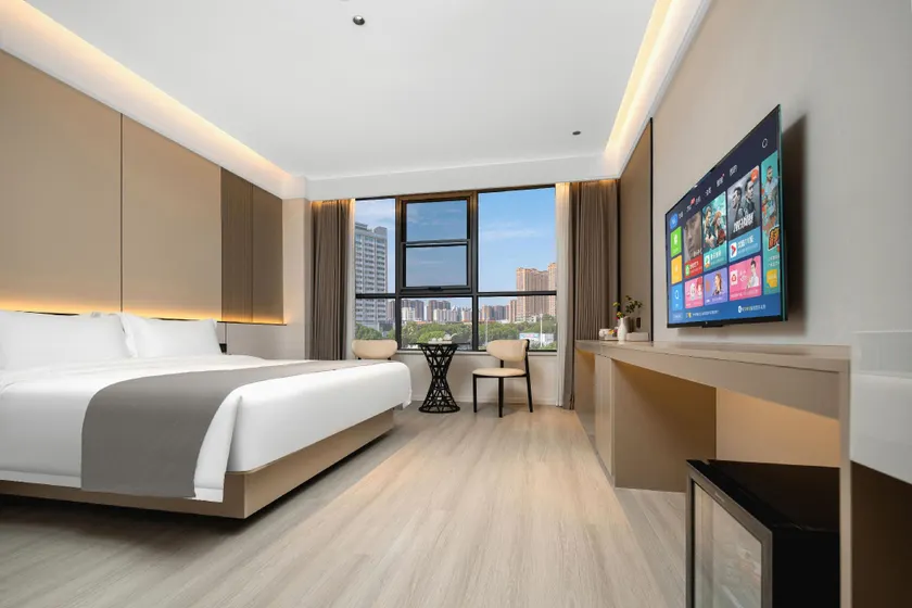 Shanglonghui Hotel (Luoyang Railway Station Dennis David Tiandi) - Image 1