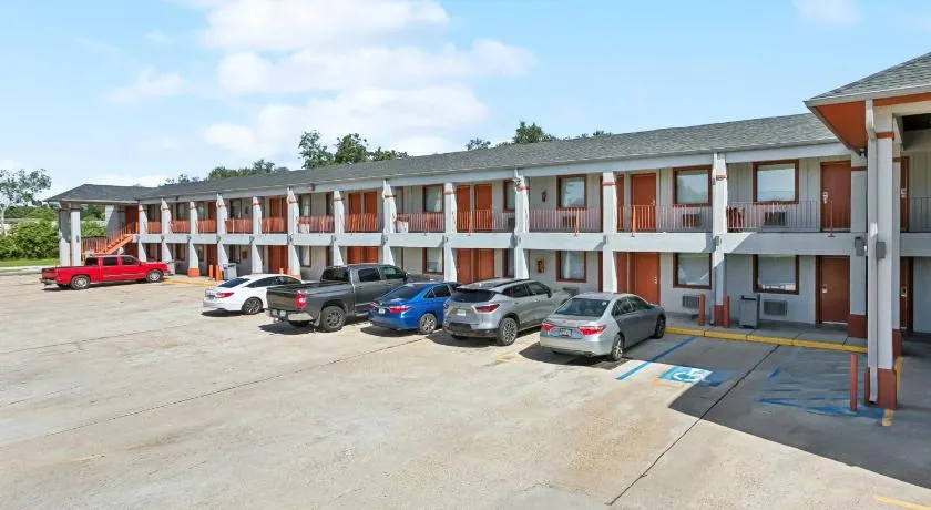 Laplace Motel - Image 1