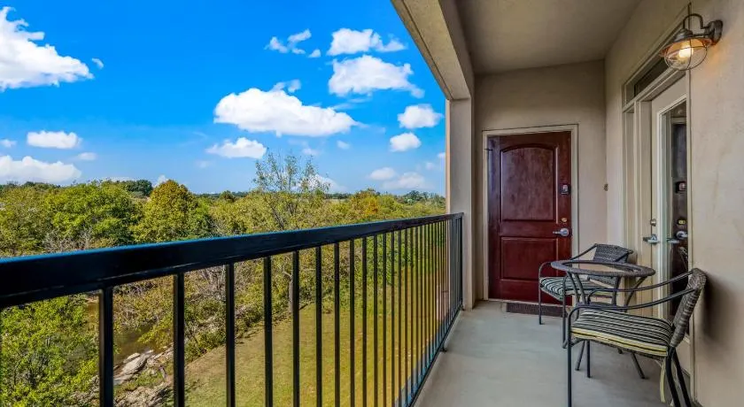 River Crossing Resort - Image 1