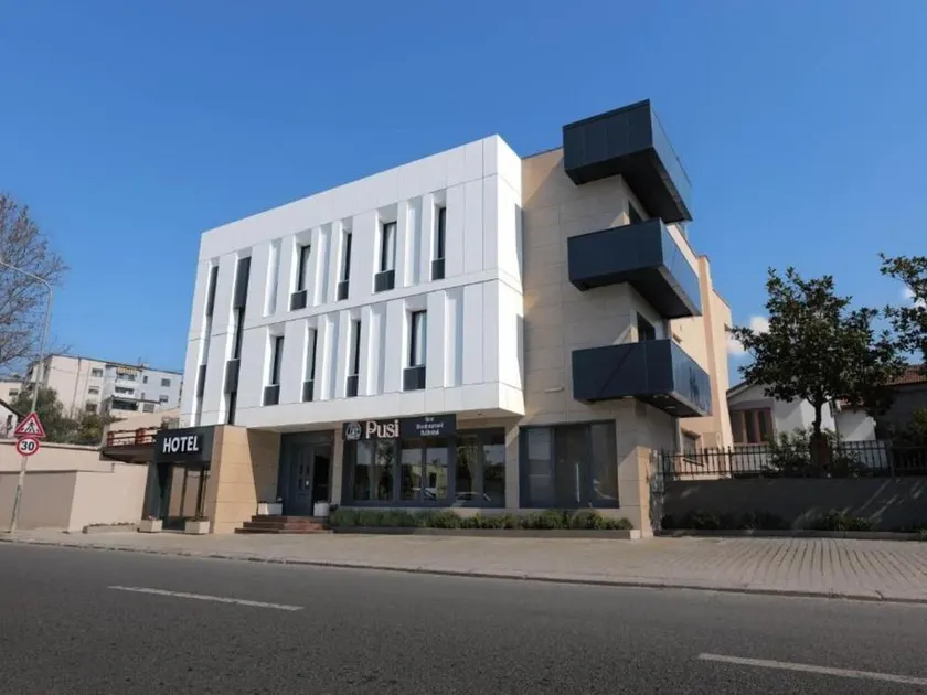Hotel Pusi - Image 1