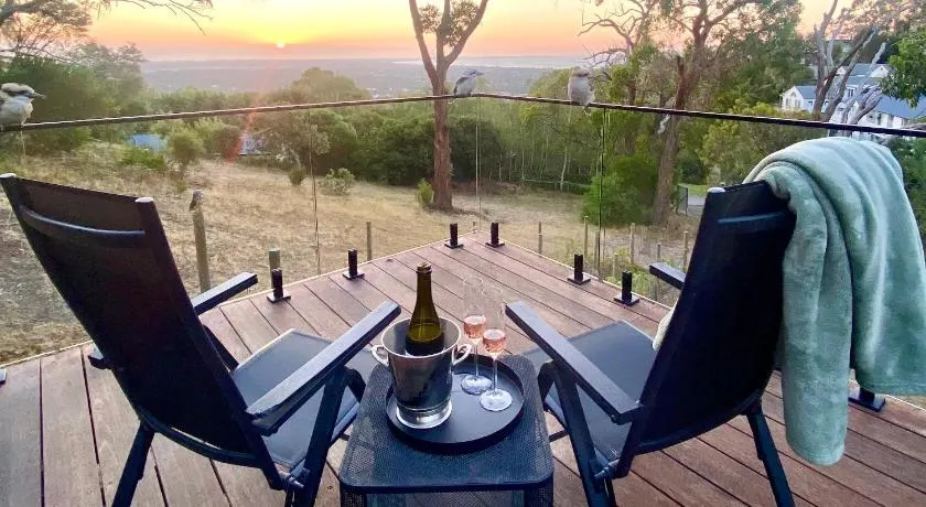Kanga Views-Cozy Winter Couples Retreat - Image 1