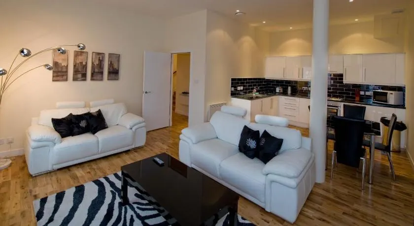 Trinity Quay Apartments - Image 1
