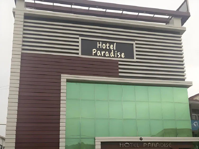 HOTEL PARADISE - Image 1