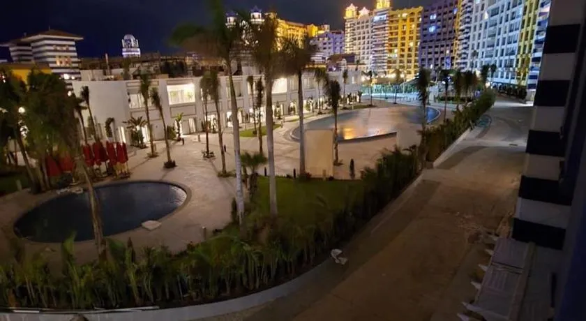 chalet porto marina pool view - Image 1