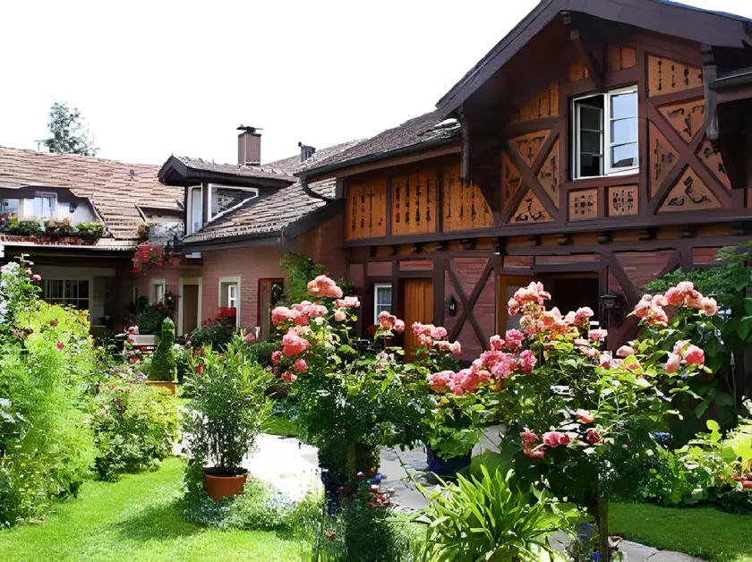 Hotel zur Krone - Image 1