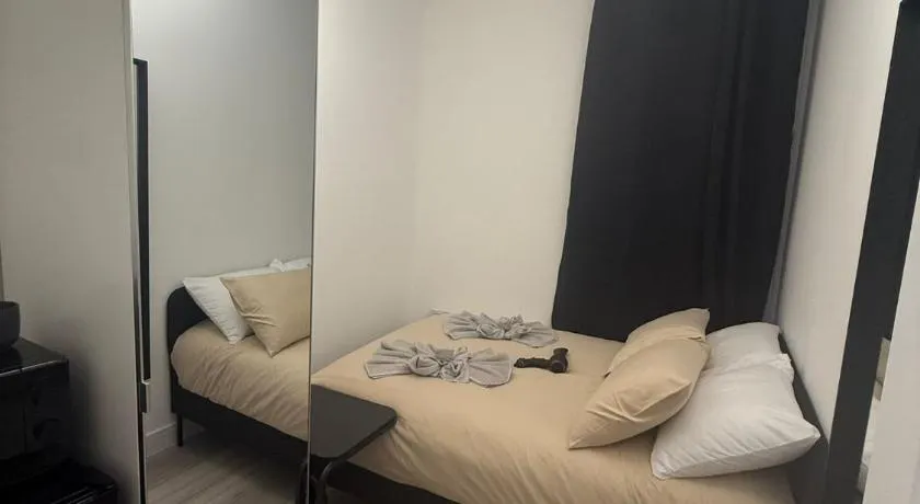London Balham Room with Shared Bathroom - Image 1