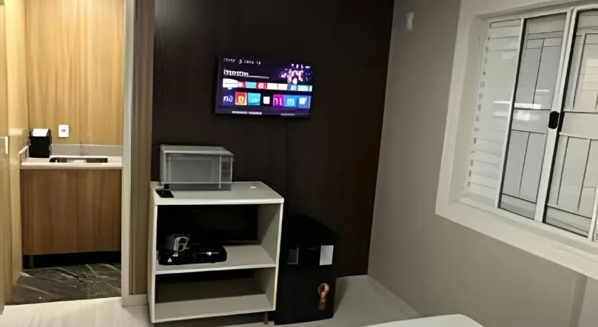 Loft Lux 1 Centro (Smart TV, Ar condicionado, Cozinha...) - Image 1