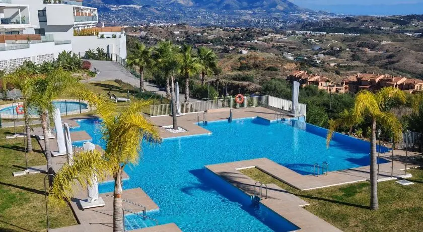 One Heights Exclusive 2BR apartment with huge terrace and Panoramatic views next to Calanova Golf - Image 1
