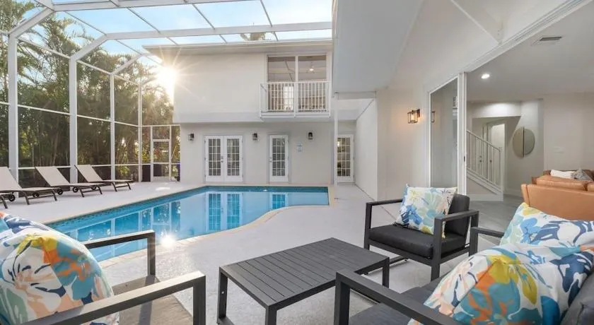 Maison de vacances entièrement équipée avec barbecue, terrasse et piscine privée | Vue jardin | Avec animaux autorisés - Image 1