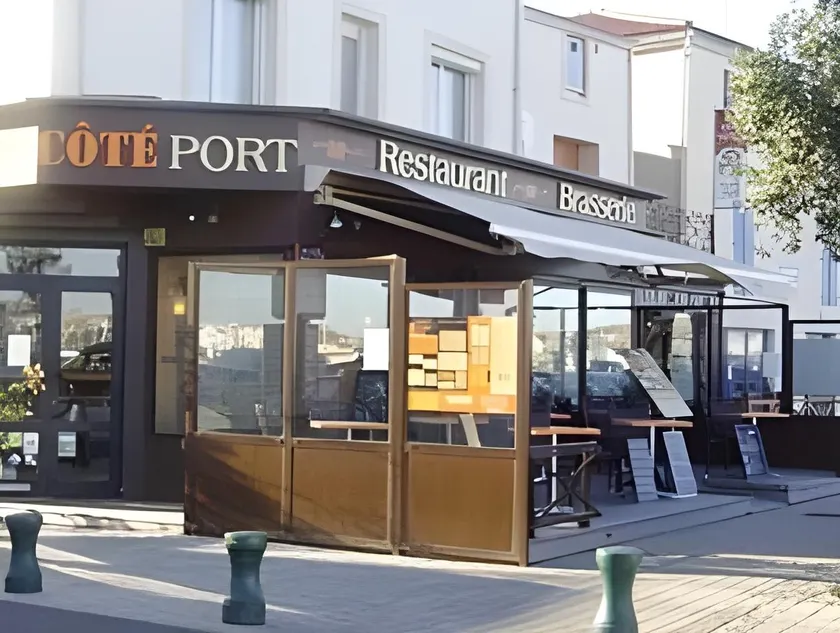 Hôtel Du Port - Image 1
