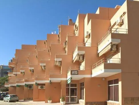 Hotel L'Escala - Image 1