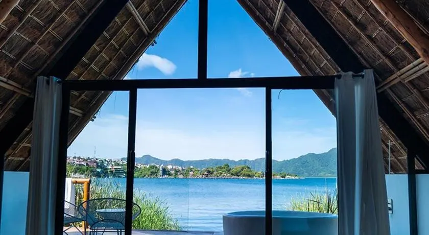 Hotel Bambu - Image 1