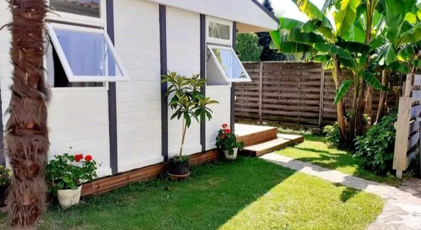 Chalet - Image 1