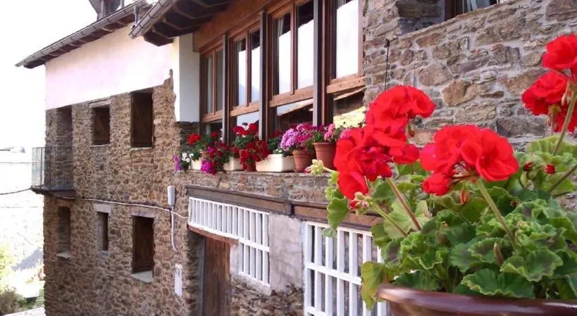 CASA JAN, Casa Rural en Beraní - Image 1