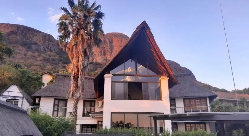 Galagos Lodge - Image 1