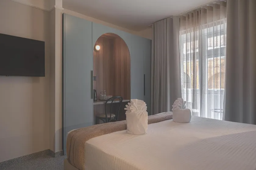 Maria Rosa Suites - Image 1