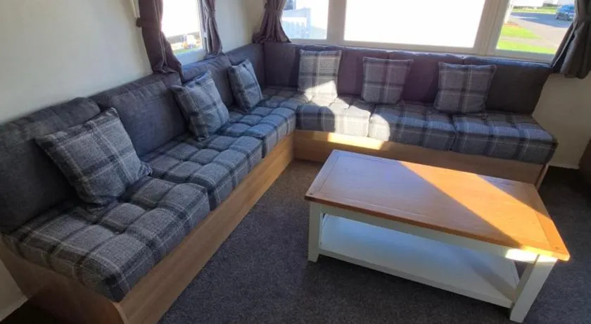 Lyon's Robin Hood Rhyl 8 Berth Caravan - Image 1