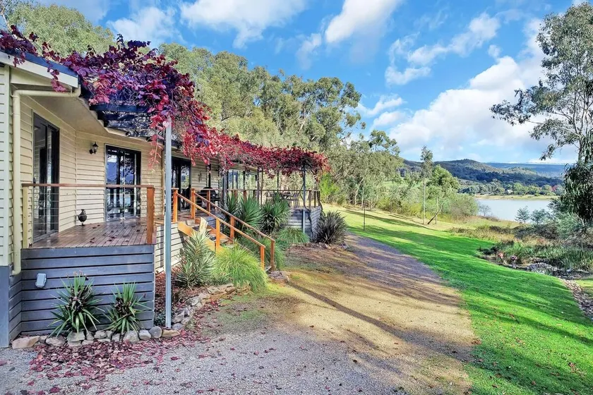 Willowbend - Private Oasis on Lake Eildon - Image 1