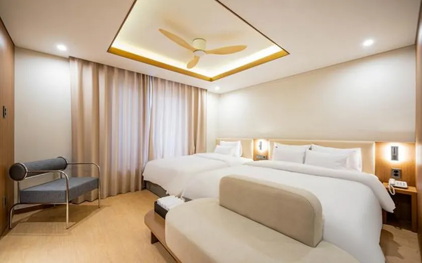 Hound Hotel Jeonju Ajung District - Image 1