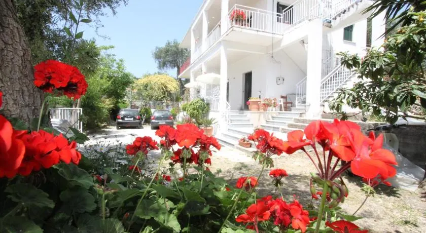 Angeliki Studio & Apartment - Image 1