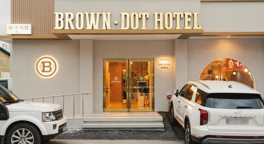 Brown Dot Hotel Andong Taehwa - Image 1