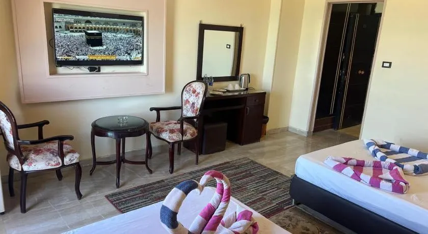 La mer Hotel - Image 1