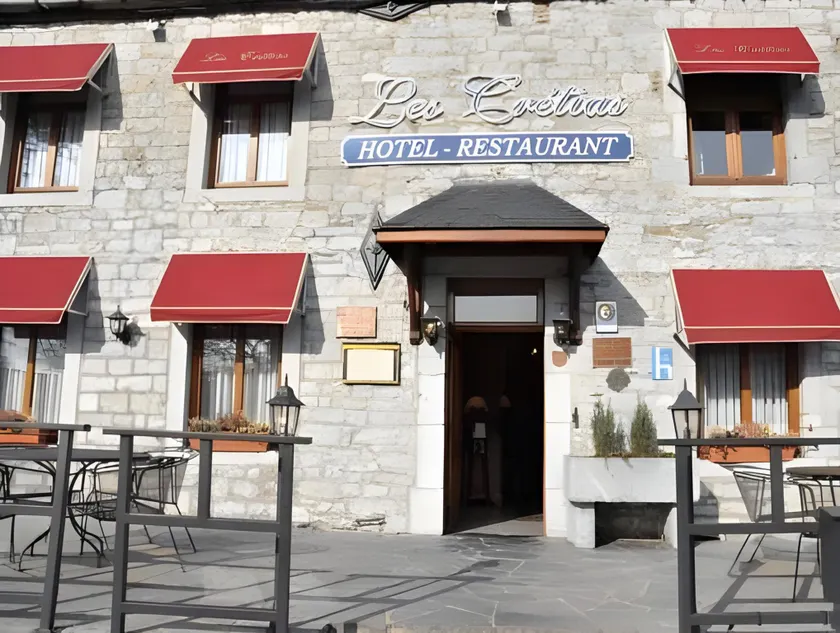 Auberge Des Cretes - Image 1