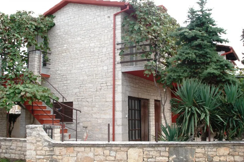 Apartment Novi - Image 1