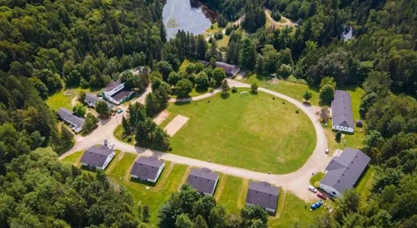 Camp Val Notre-Dame - Image 1