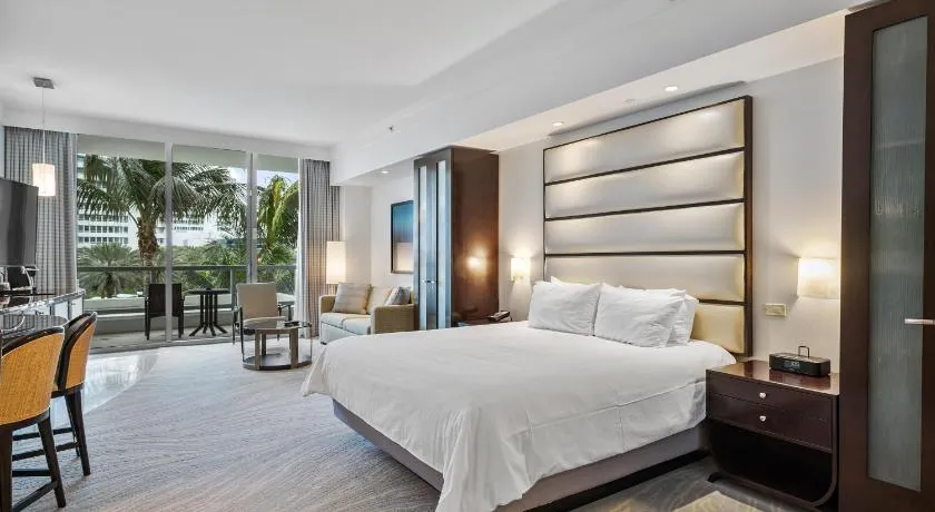 Junior Suite 2 at Sorrento Residences- Miami Beach home - Image 1