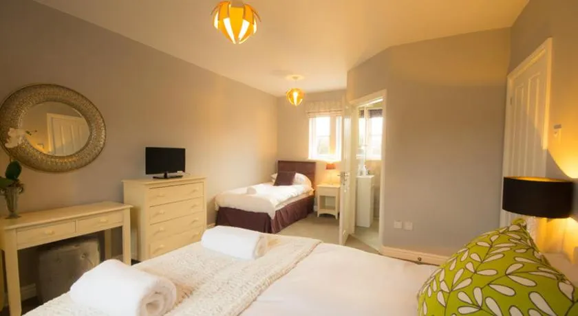 Wensley Cottage - Darwin Lake Holiday Village - Image 1