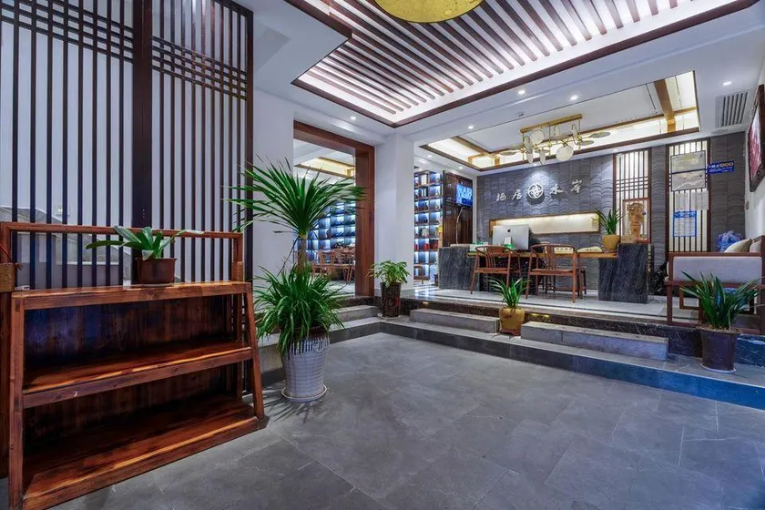 Qiju Shuian High-end Riverview Hostel - Image 1