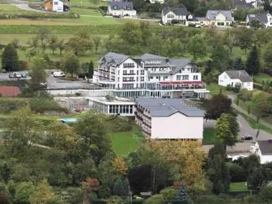 Moselstern Parkhotel Krähennest - Image 1