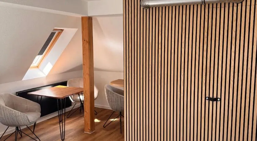 Design Dachgeschoss Wohnung - Image 1