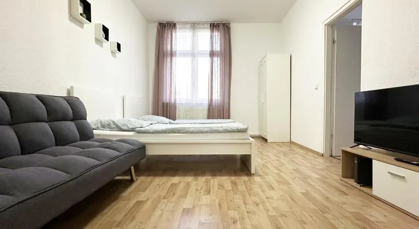 cosy three room apartment with flatscreen TV - Image 1