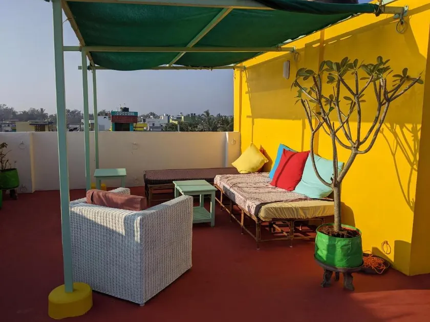 Blue Moon Guest House - Image 1