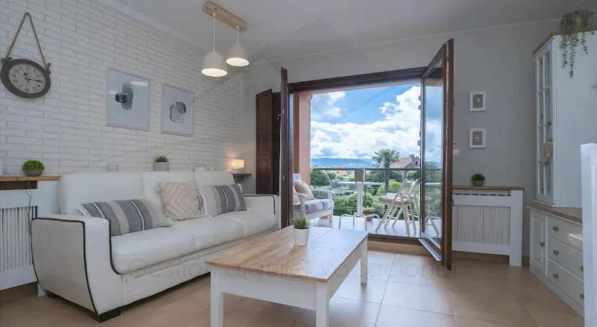 Balcón Indiano - Image 1