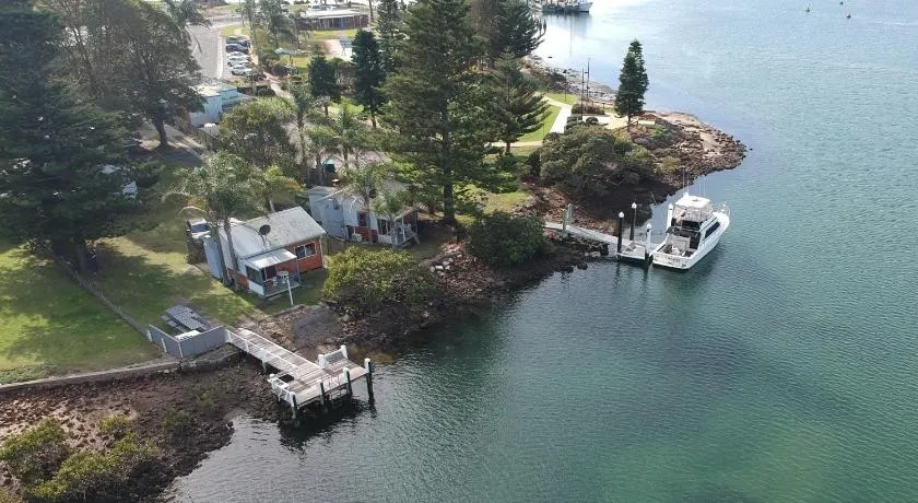 Waterfront Cottages - Image 1