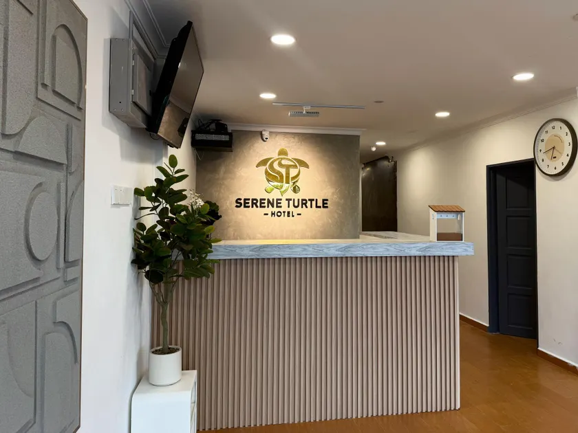 Serene Turtle Hotel - Image 1