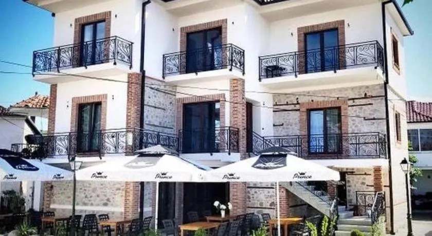 Vila Ilo - Image 1