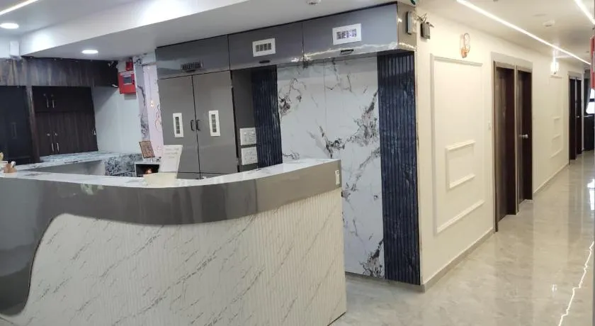 Hotel Neelkamal Ahmedabad - Image 1