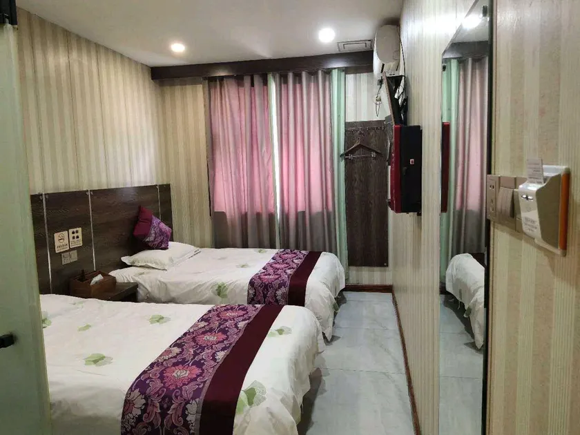 Senyuan Hotel - Image 1