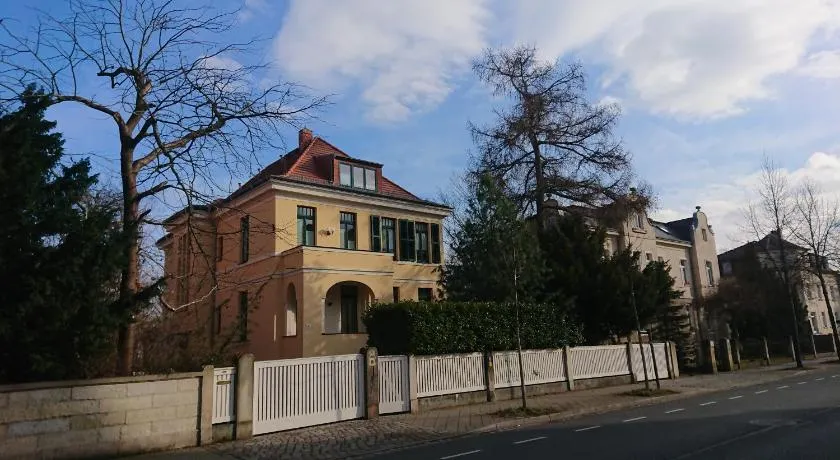 Altenberger Stadtvilla - Image 1