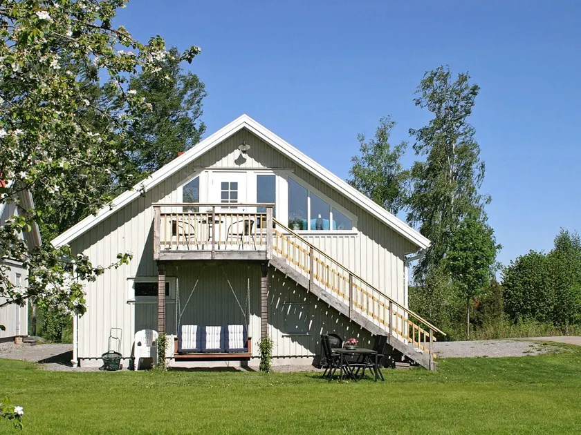 4 person holiday home in Romelanda - Image 1